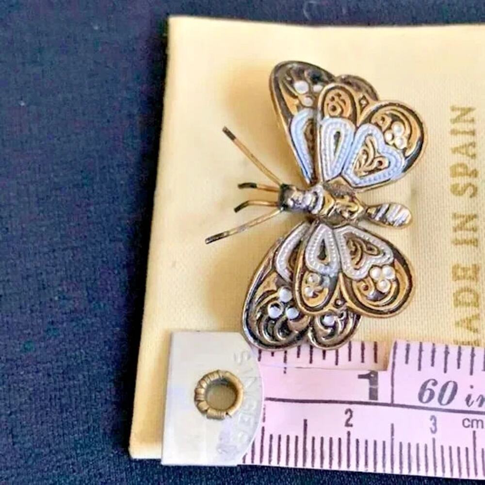Vintage Spain Damascene Butterfly Brooch NOS Original Card & Box Toledo Two Tone - Picture 3 of 8